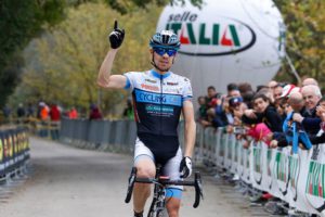 Cristian Cominelli vince a Ferentino