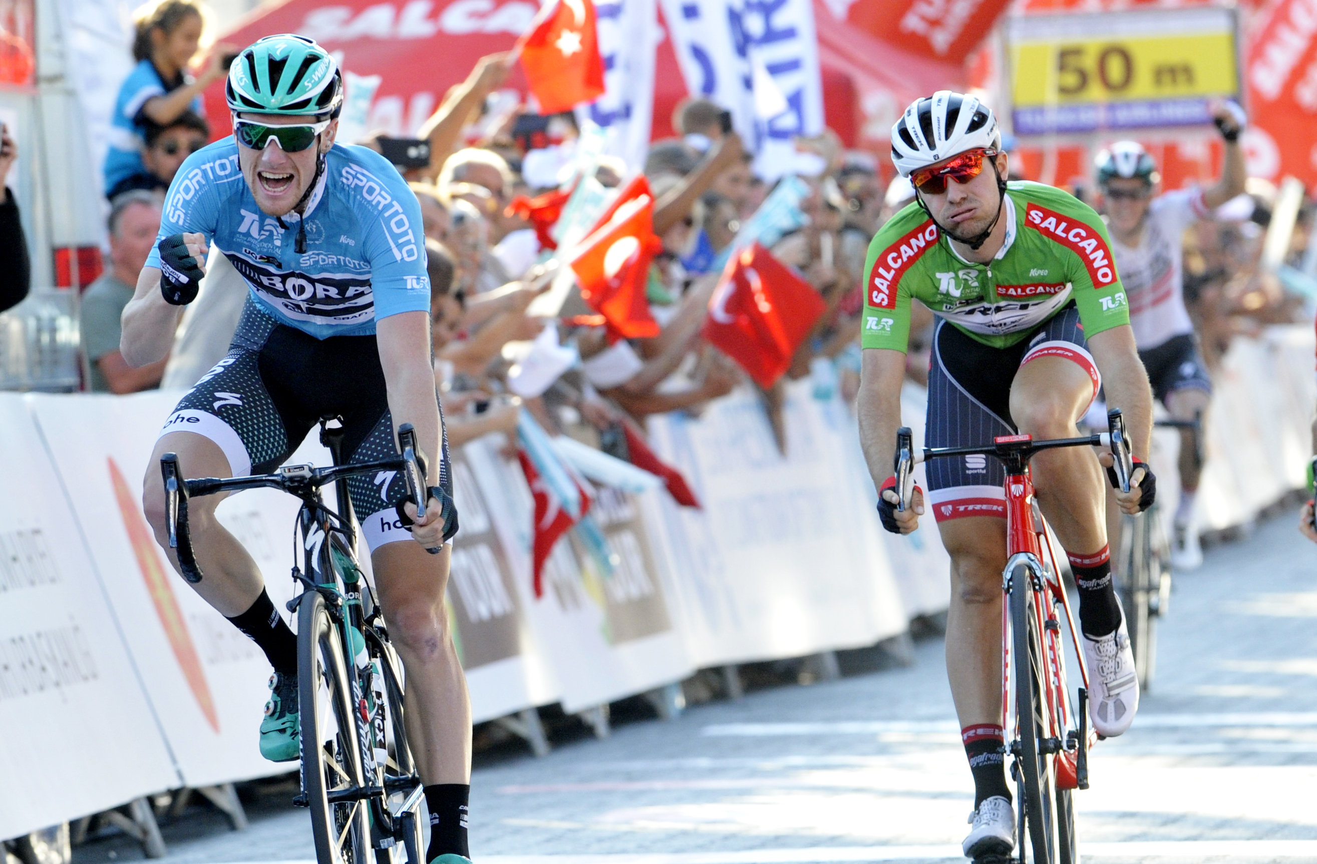 Sam Bennett vince la terza tappa del Giro di Turchia