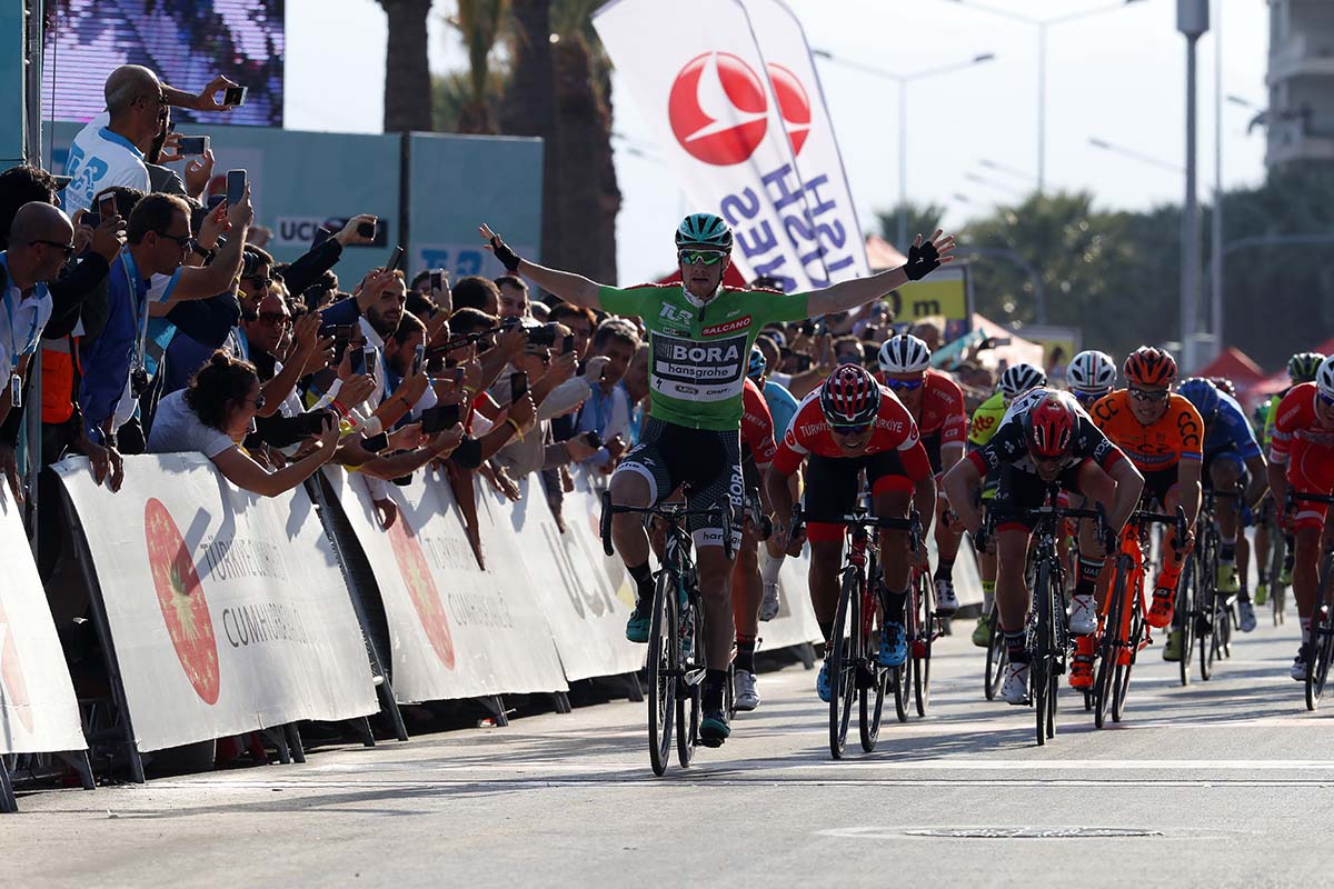 Sam Bennett vince la quinta tappa del Giro di Turchia 2017