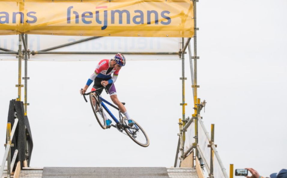 Mathieu Van Der Poel vincitore del Gp Brabant 2017