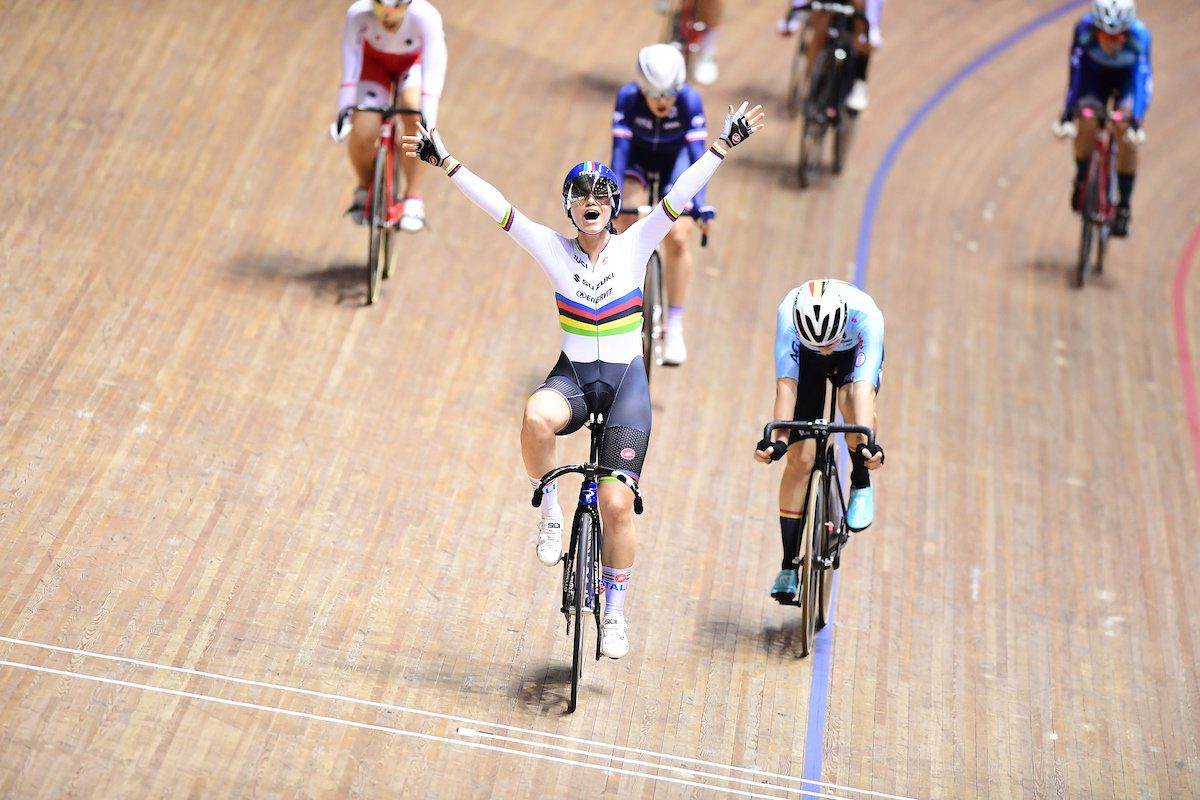 Rachele Barbieri vince lo Scratch in Coppa del Mondo a Manchester