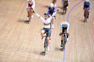 Rachele Barbieri vince lo Scratch in Coppa del Mondo a Manchester