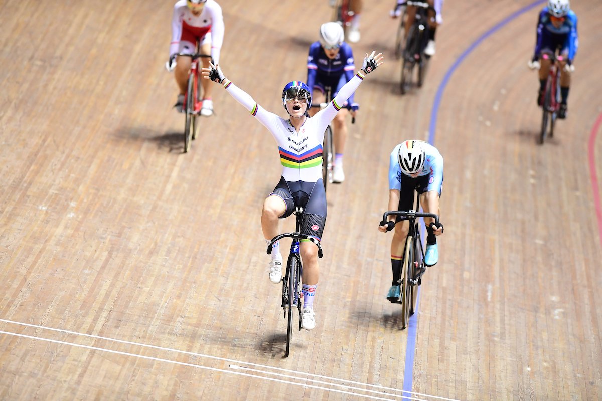 Rachele Barbieri vince lo Scratch in Coppa del Mondo a Manchester