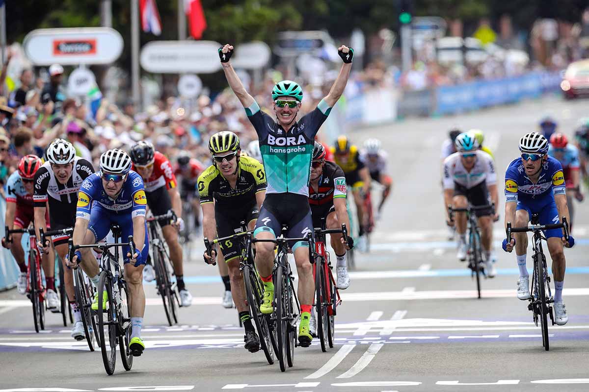 Jay McCarthy vince la Cadel Evans Great Ocean Road Race 2018
