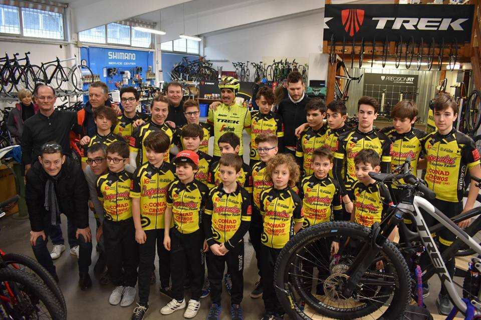 Cooperatori Junior Team con Eugenio Alafaci