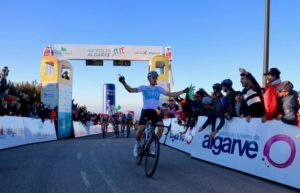Michal Kwiatkowski vince la seconda tappa della Volta ao Algarve