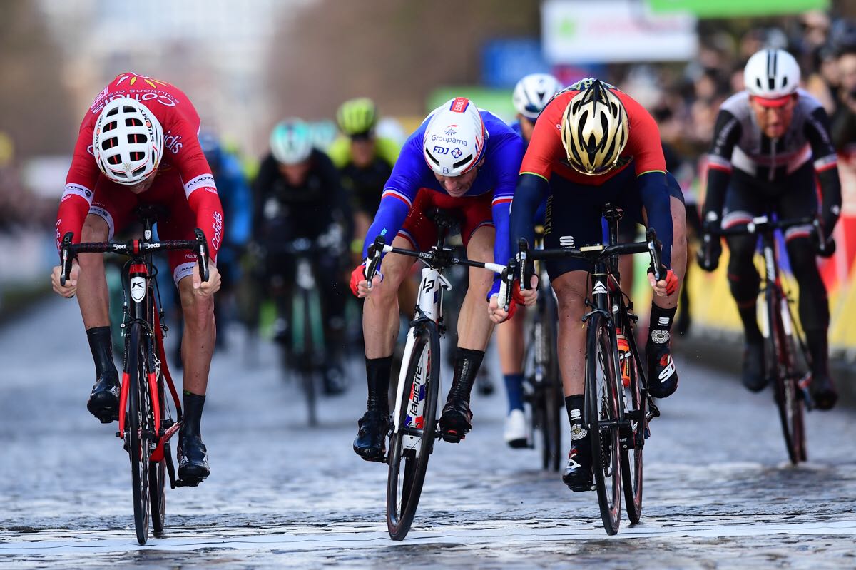 Arnaud Demare vince la prima tappa della Parigi-Nizza 2018