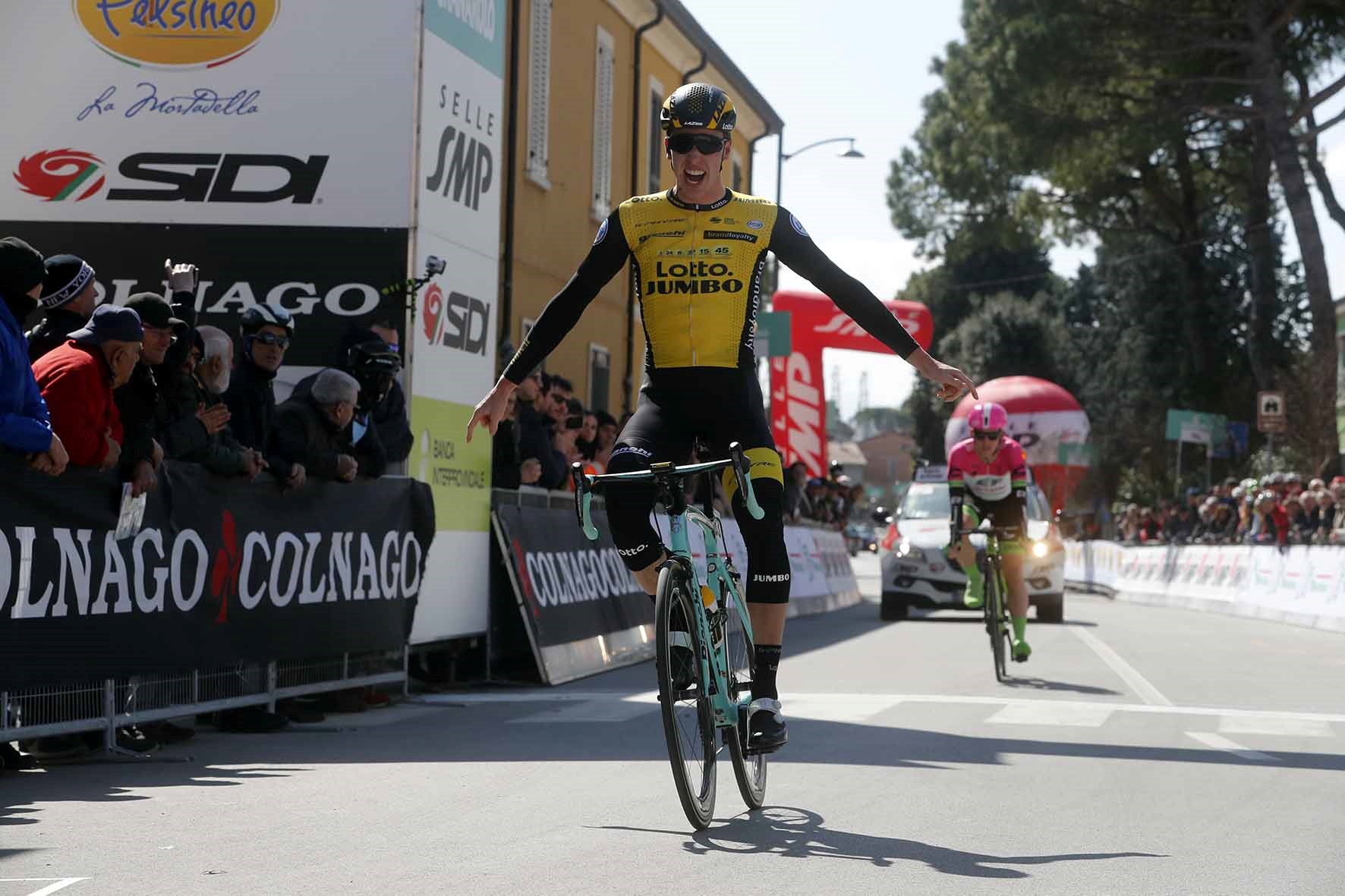 Pascal Eenkhoorn vince la prima semitappa della Settimana Coppi e Bartali 2018
