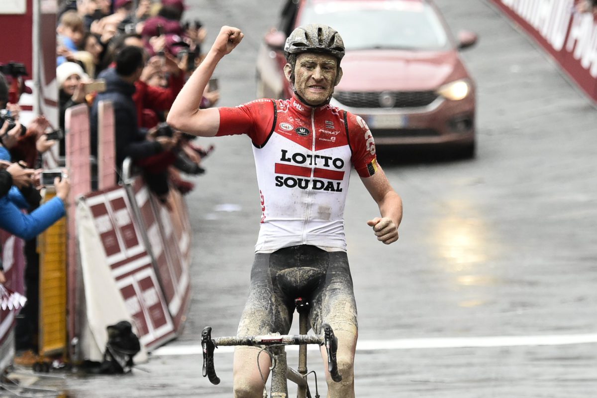 Tiesj Benoot vince la Strade Bianche 2018