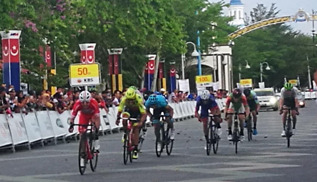 Manuel Belletti vince la settimana tappa del Tour de Langkawi