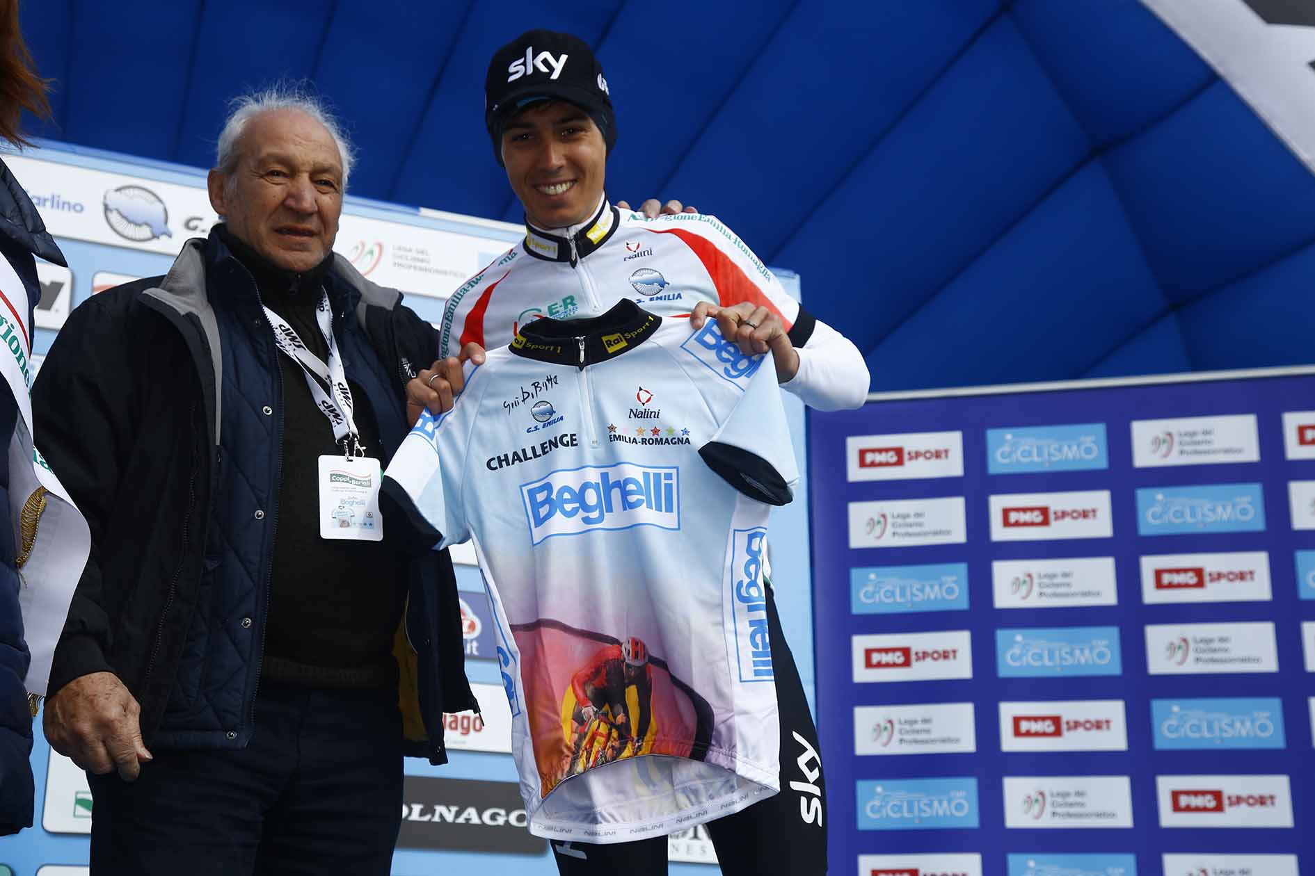 Adriano Amici con Diego Rosa, vincitore della Settimana Coppi e Bartali 2018