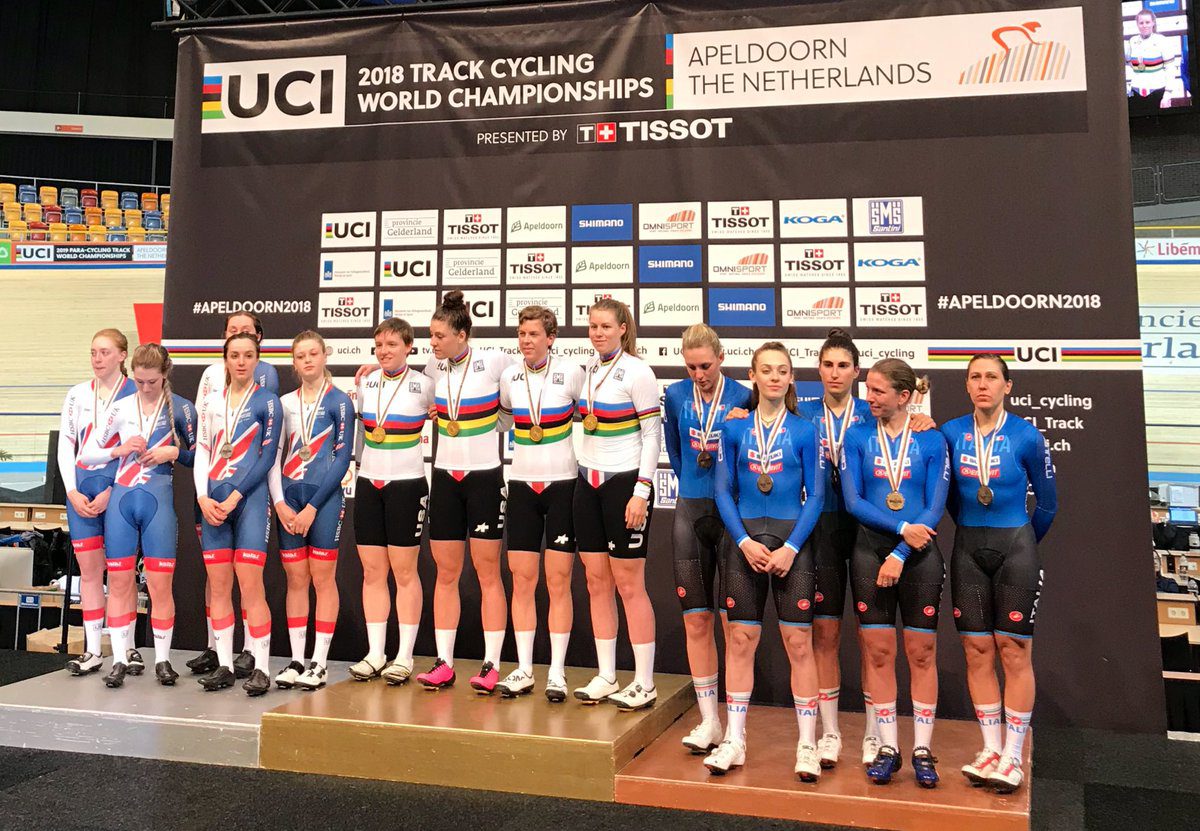 Il podio dell'Inseguimento a squadre femminile ai Mondiali pista di Apeldoorn