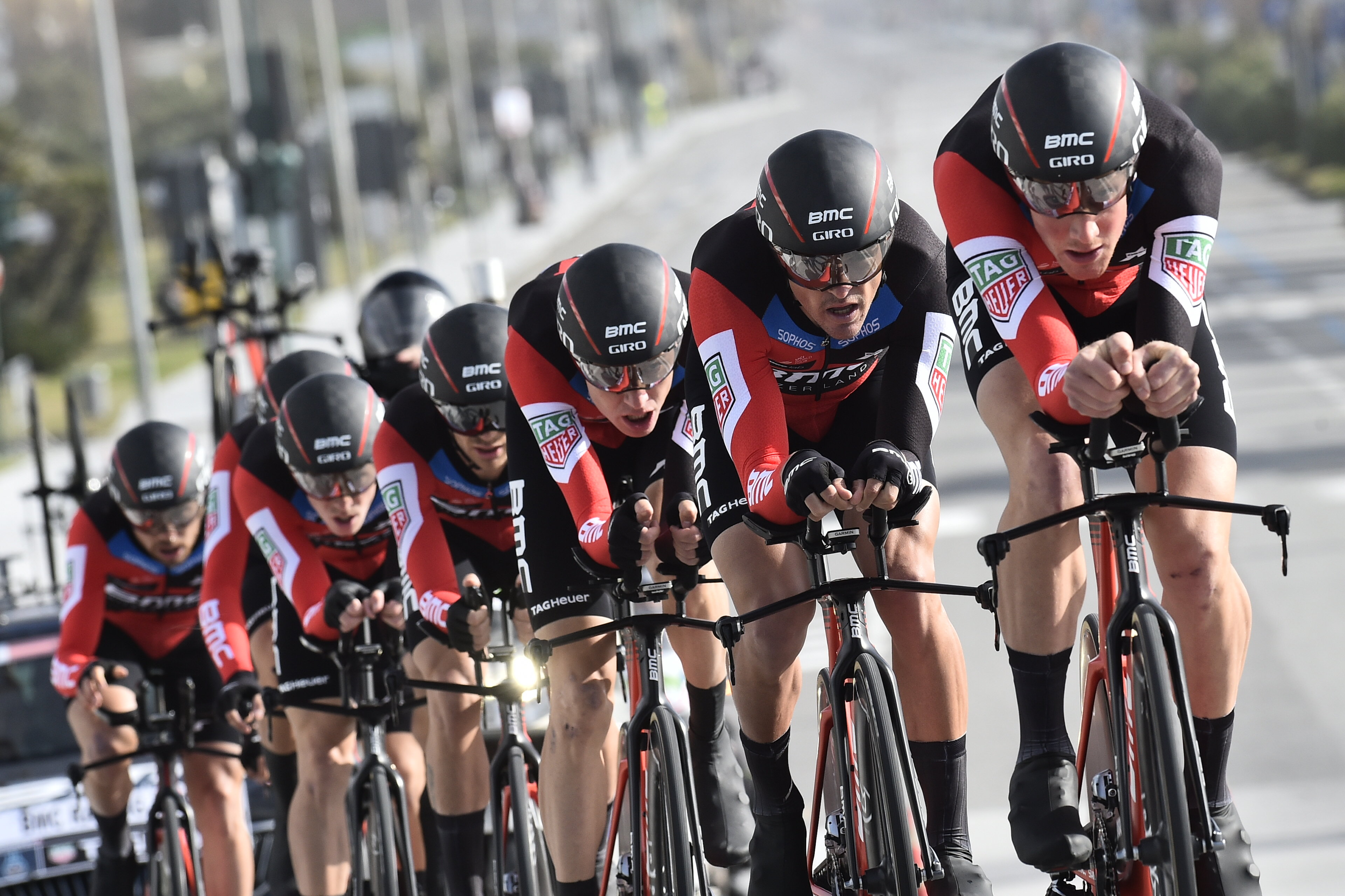 Il BMC Racing Team vince la cronosquadre di apertura della Tirreno-Adriatico 2018 (foto LaPresse - D'Alberto / Ferrari)