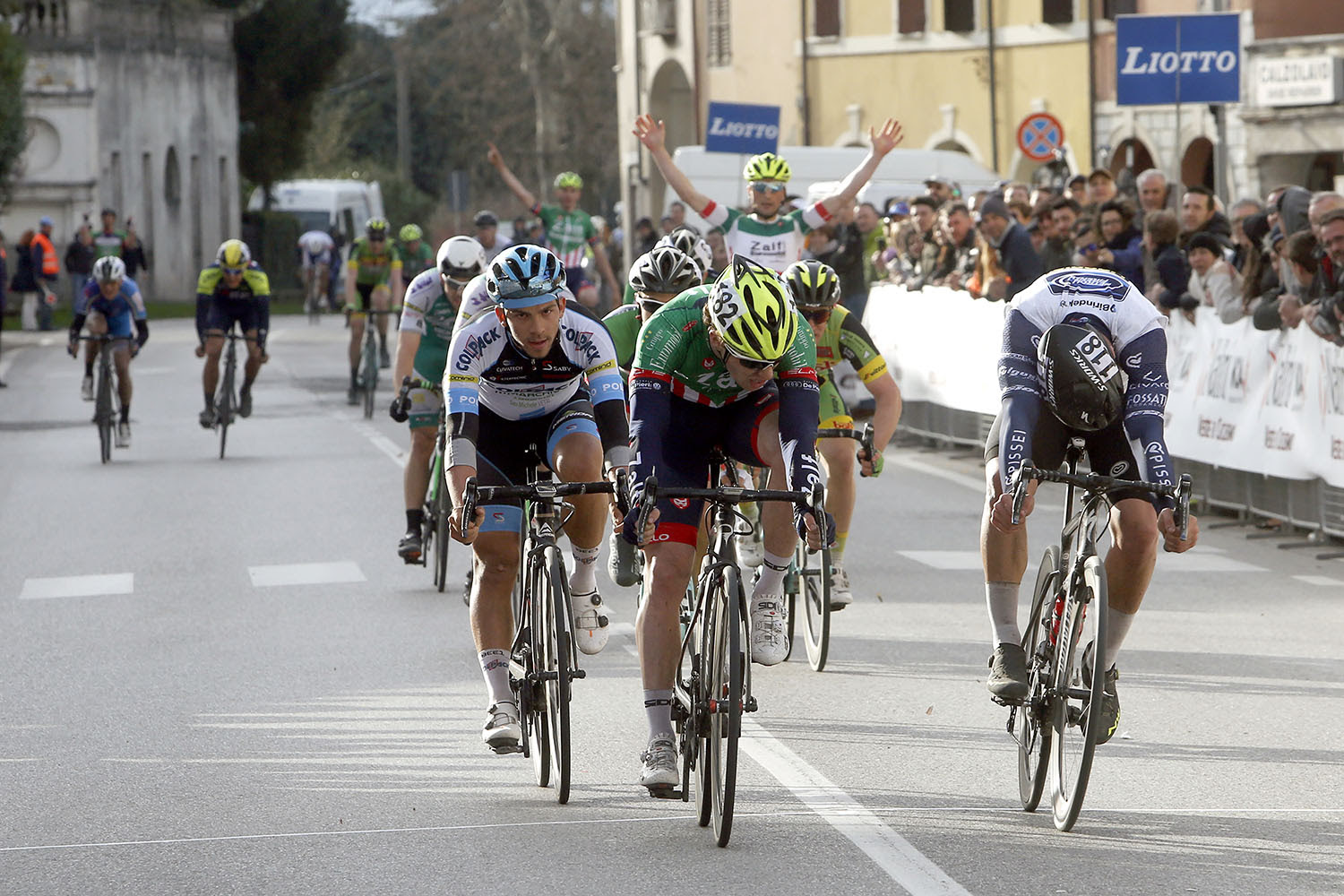 Alberto Dainese vince il Memorial Mantovani a Castel d'Ario