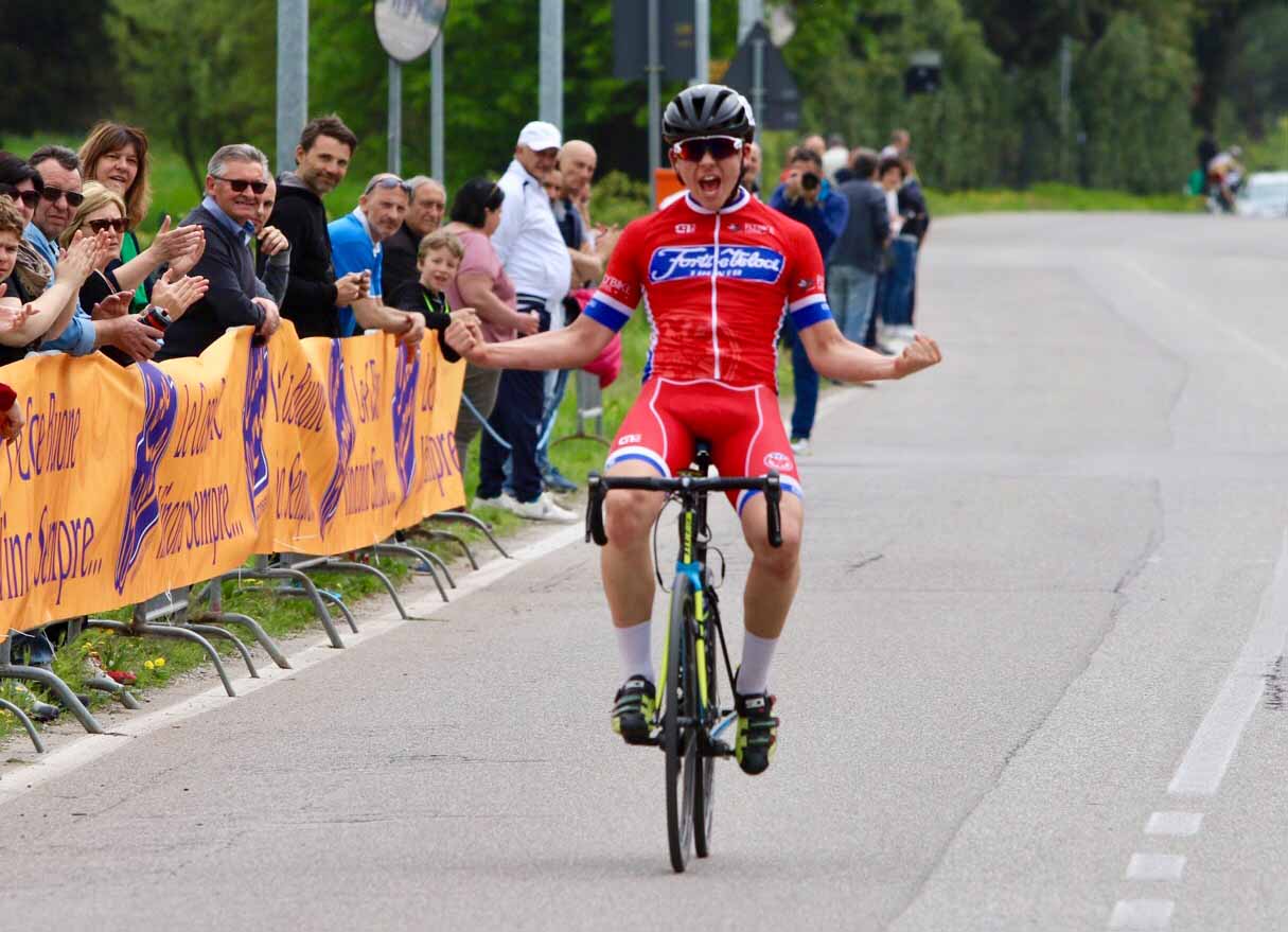 Federico Iacomoni vince per distacco a San Pietro in Cariano