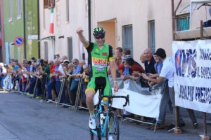 Il danese Rasmus Byriel Iversen vince a Pessina Cremonese
