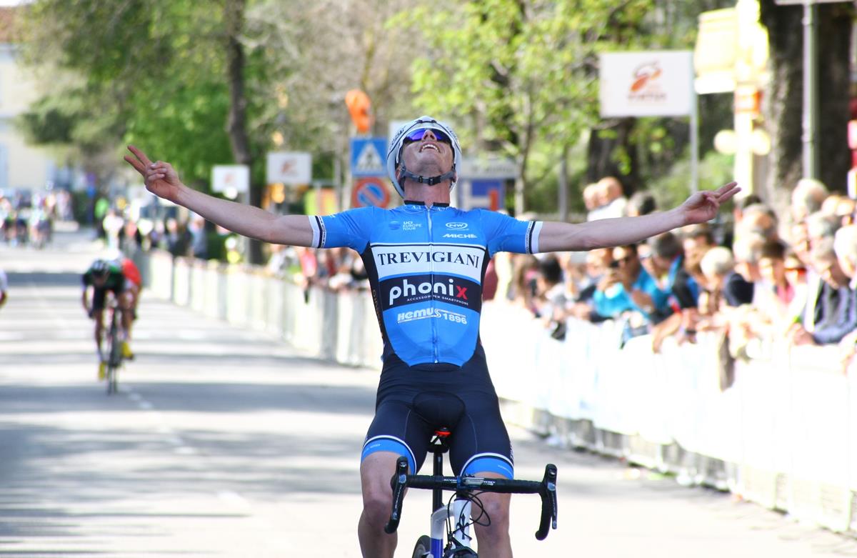 La vittoria di Alessandro Fedeli al Trofeo Edil C di Collecchio