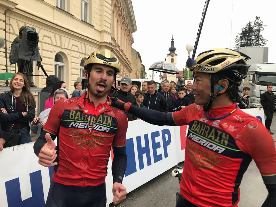 Niccolò Bonifazio festeggia la vittoria nella prima tappa del Tour of Croatia