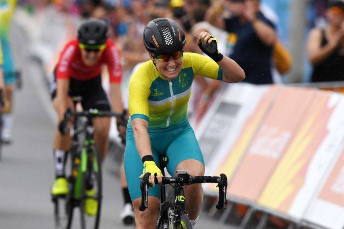 Chloe Hosking vince la prova in linea dei Giochi del Commonwealth