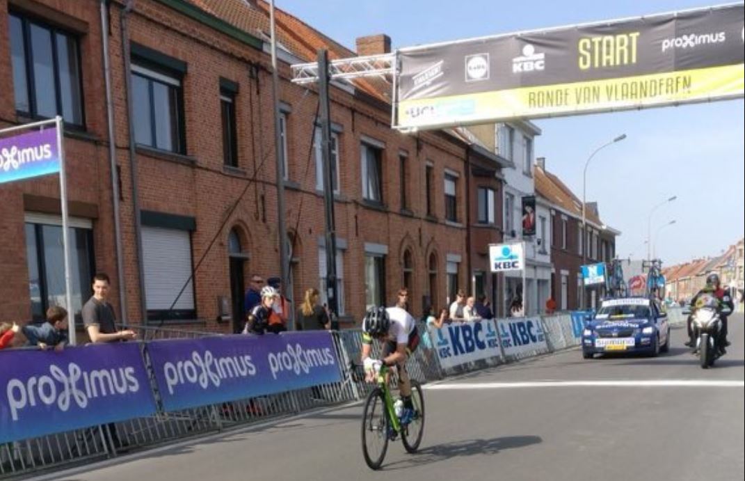 James Whelan vincitore solitario al Giro delle Fiandre U23