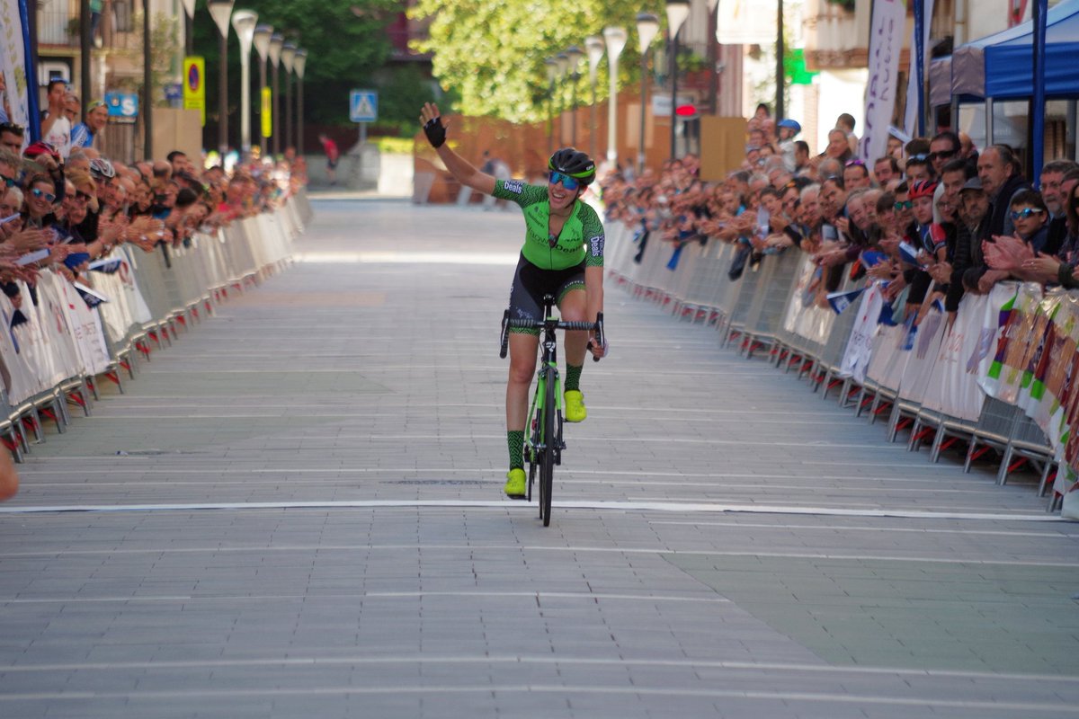 Sabrina Stultiens vince la prima tappa della Emakumeen XXXI. Bira