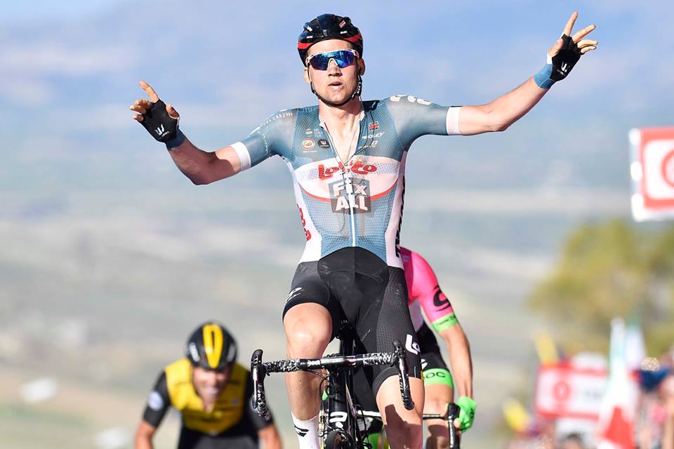 Tim Wellens vince la quarta tappa del Giro d'Italia 2018