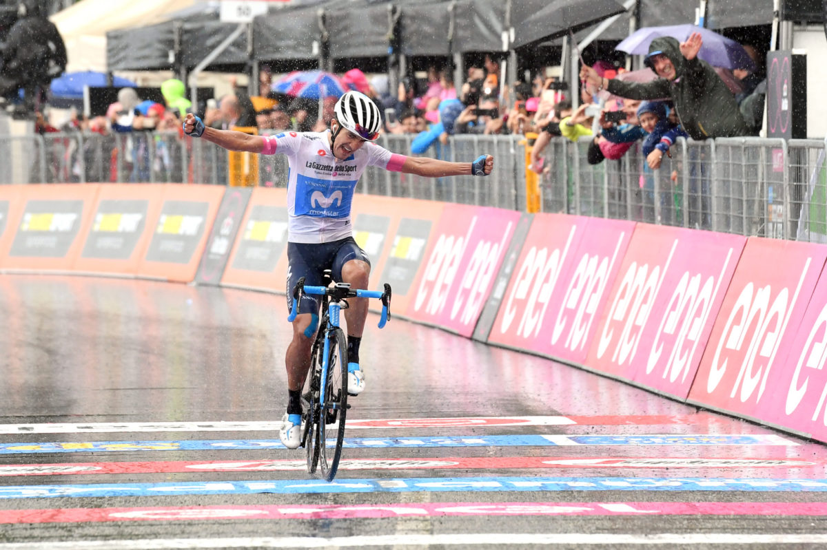 Richard Carapaz vince l'ottava tappa del Giro d'Italia 2018 (foto LaPresse)