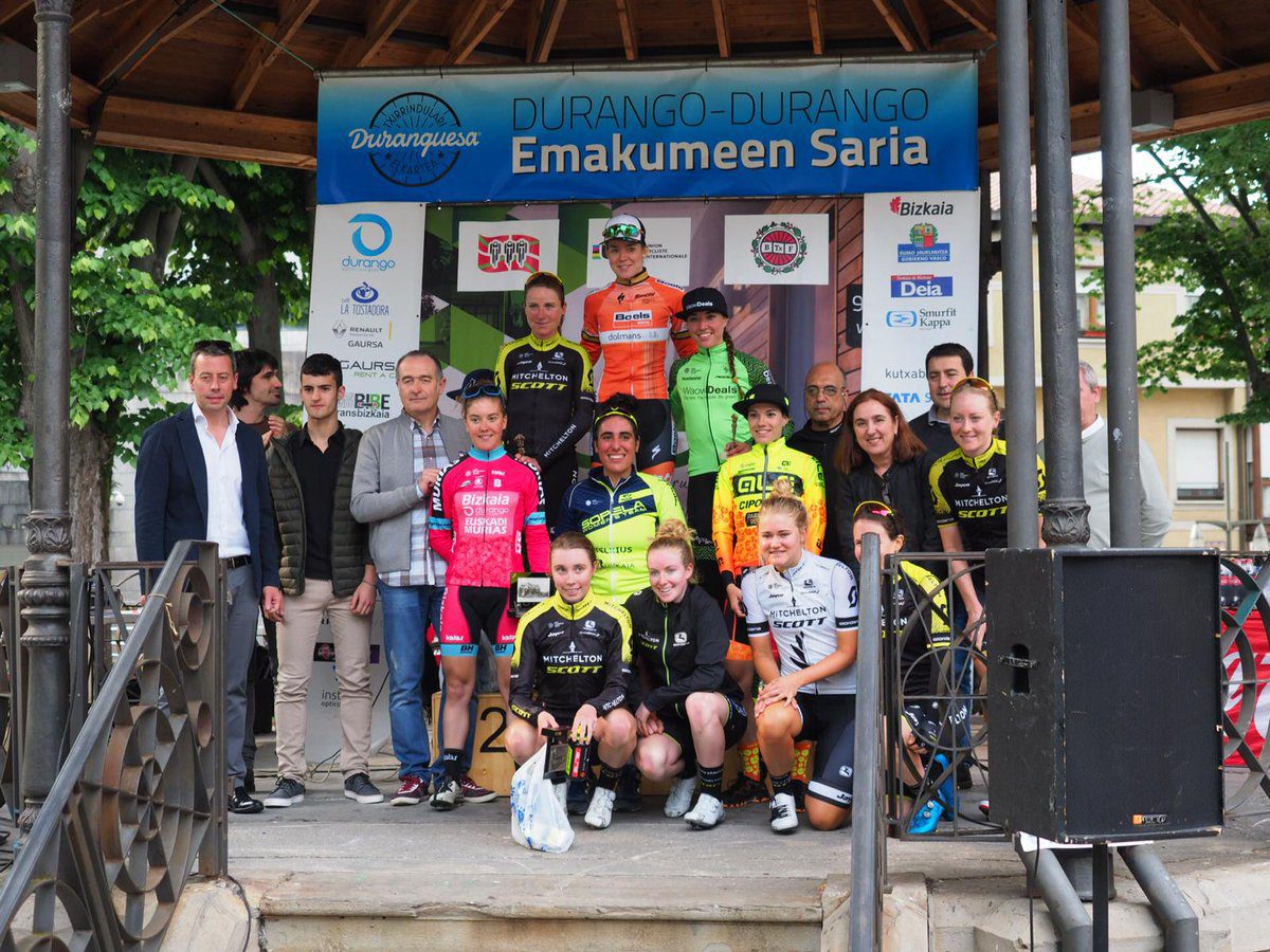 Il podio completo della Durango-Durango Emakumeen Saria 2018