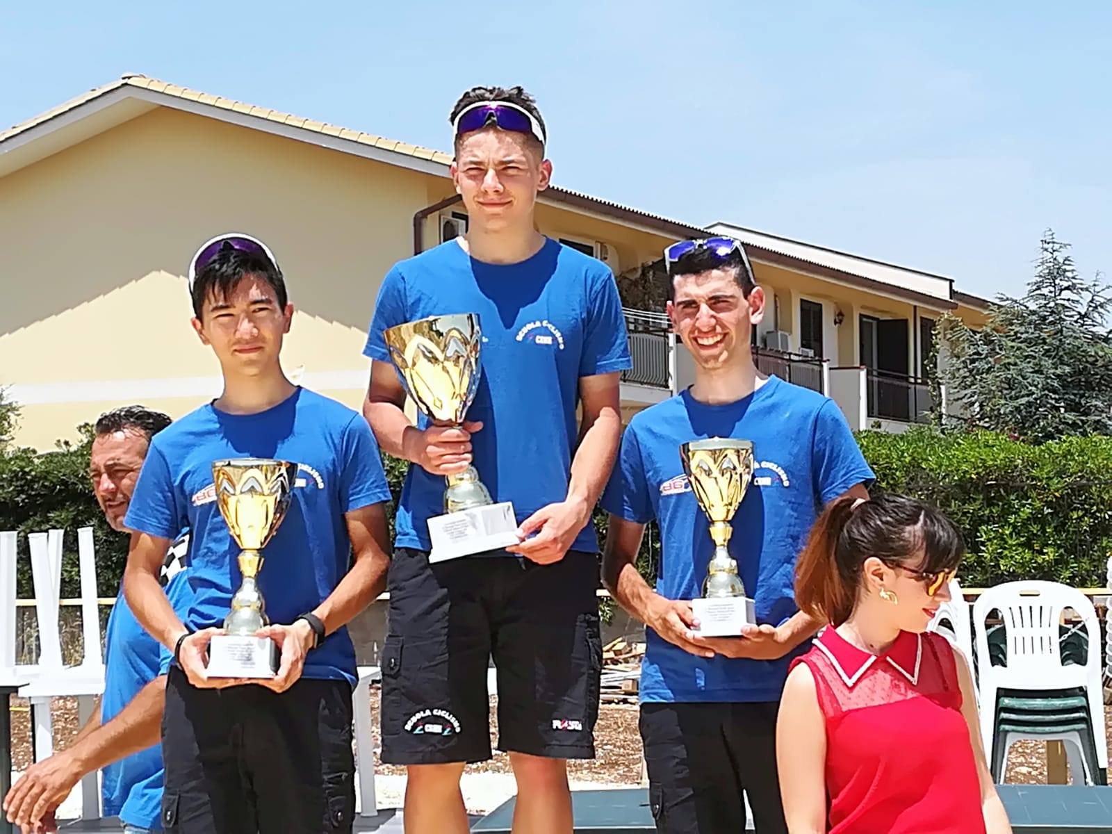 Il podio del Tipo Pista di Cassibile vinto da Patryk Paszczuk