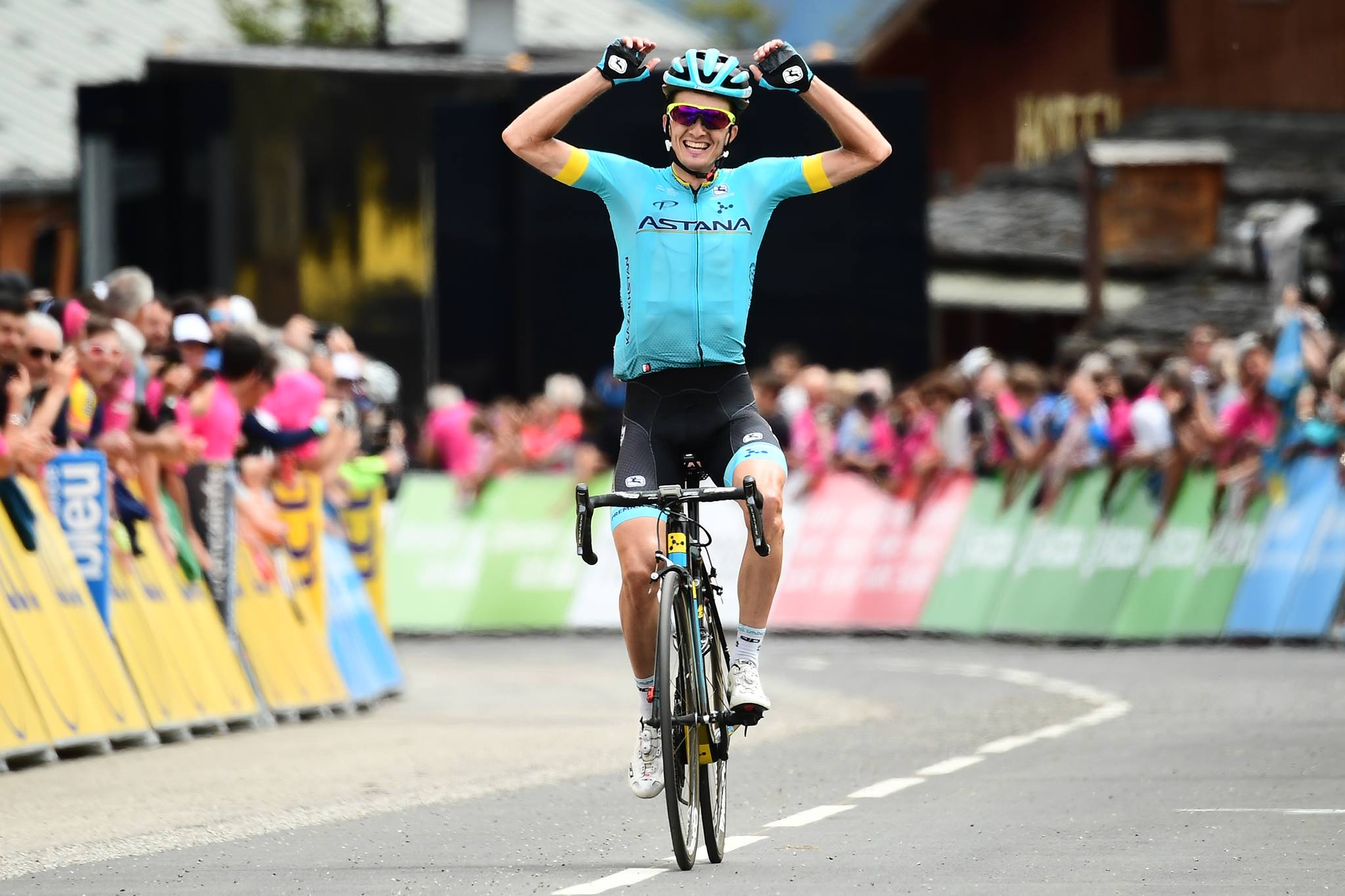Pello Bilbao vince la sesta tappa del Critérium du Dauphiné 2018