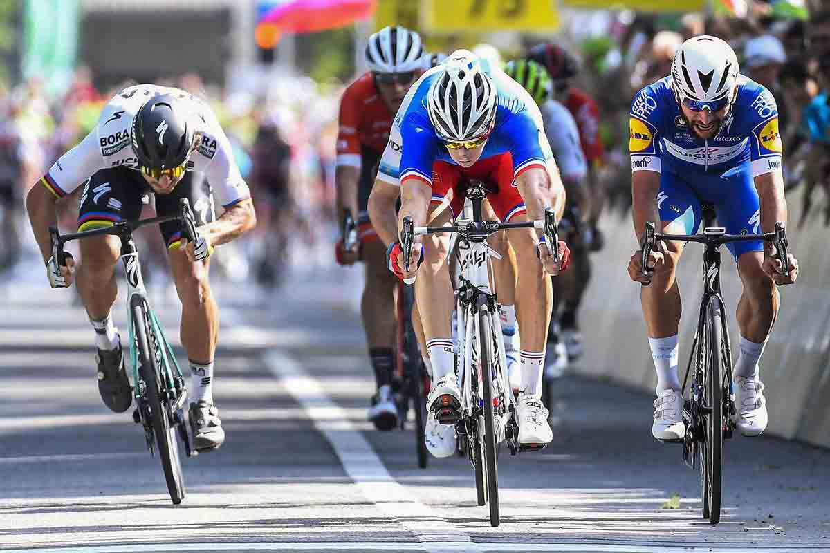 Arnaud Démare vincitore dell'ottava tappa del Tour de Suisse 2018