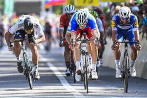 Arnaud Démare vincitore dell'ottava tappa del Tour de Suisse 2018