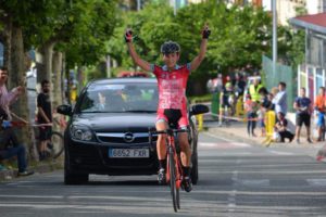 Alice Arzuffi vince la Lakuntkza-Emakumeen Saira