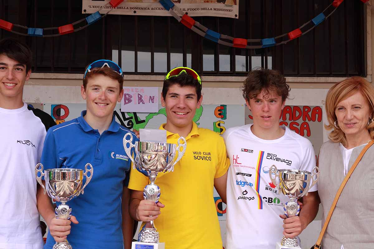 La premiazione di Mirko Fontana vincitore della gara Esordienti 2° anno di Giussano