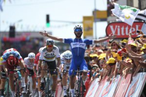 Fernando Gaviria vince la prima tappa del Tour de France 2018