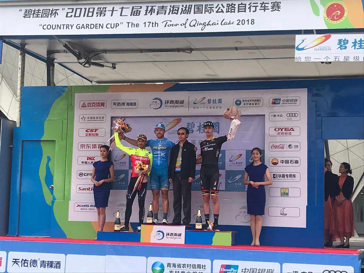 Il podio della seconda tappa del Tour of Qinghai Lake