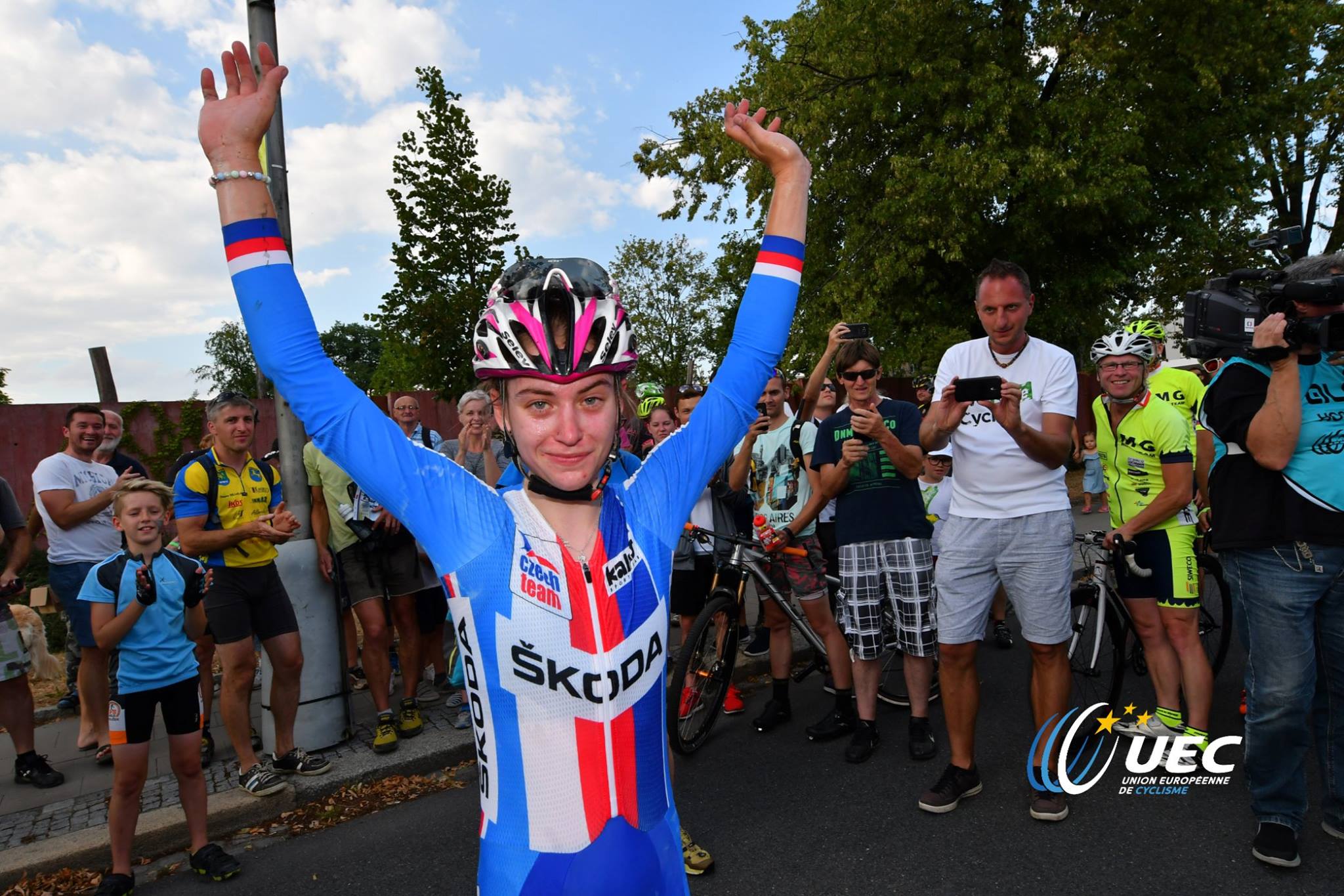festeggia la vittoria del Campionato Europeo Donne U23 2018