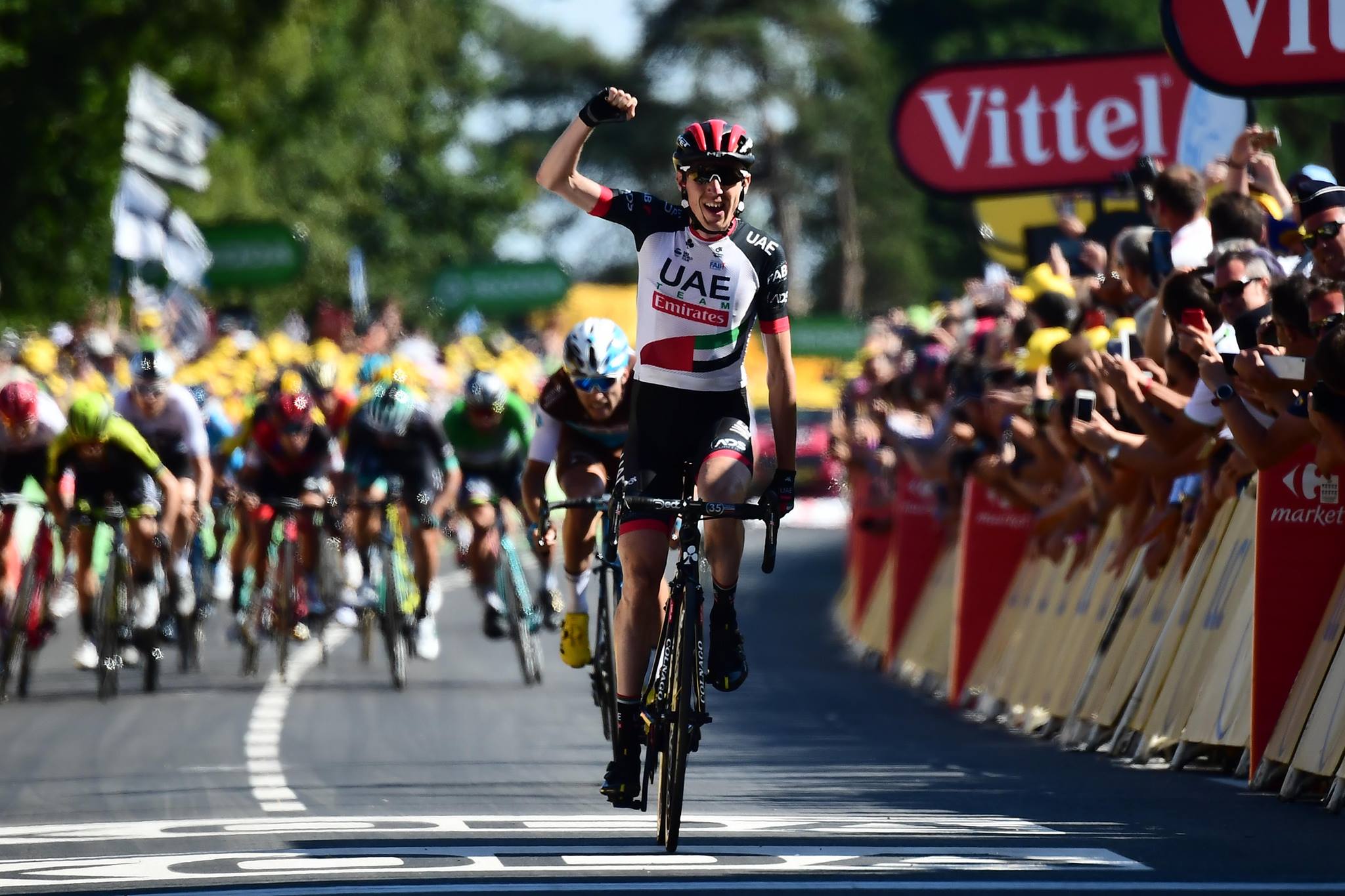 Daniel Martin vince la sesta tappa del Tour de France