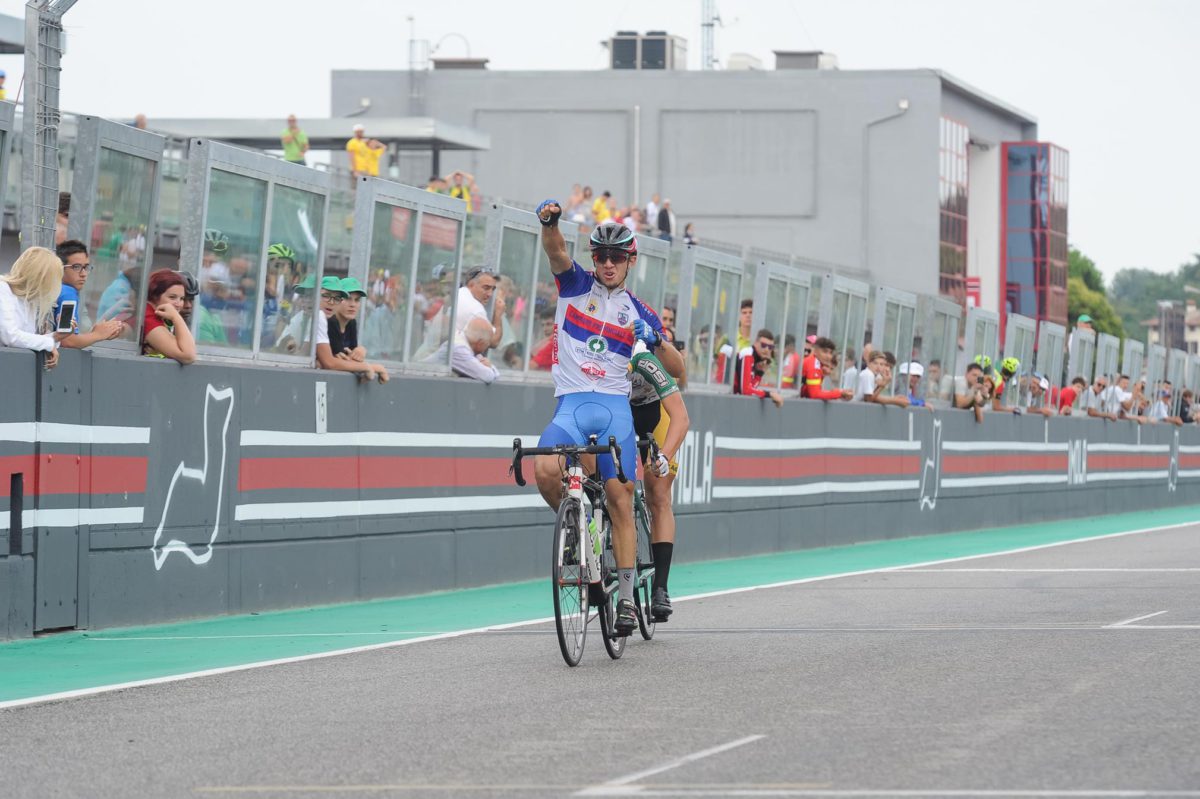 Riccardo Sofia vince il Gp Fabbi Imola Allievi