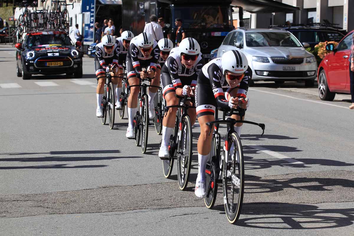 Il Team Sunweb vince la prima tappa del Giro Rosa, la cronosquadre di Verbania