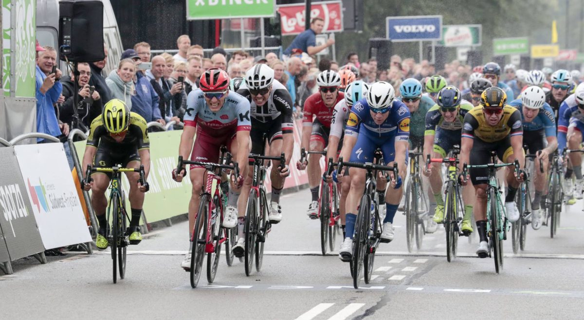Fabio Jakobsen vince la prima tappa del Binck Bank Tour
