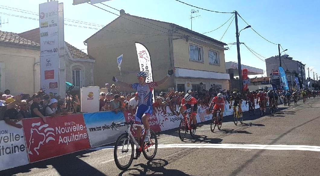 Arnaud Demare vince la prima tappa del Tour Poitou-Charentes