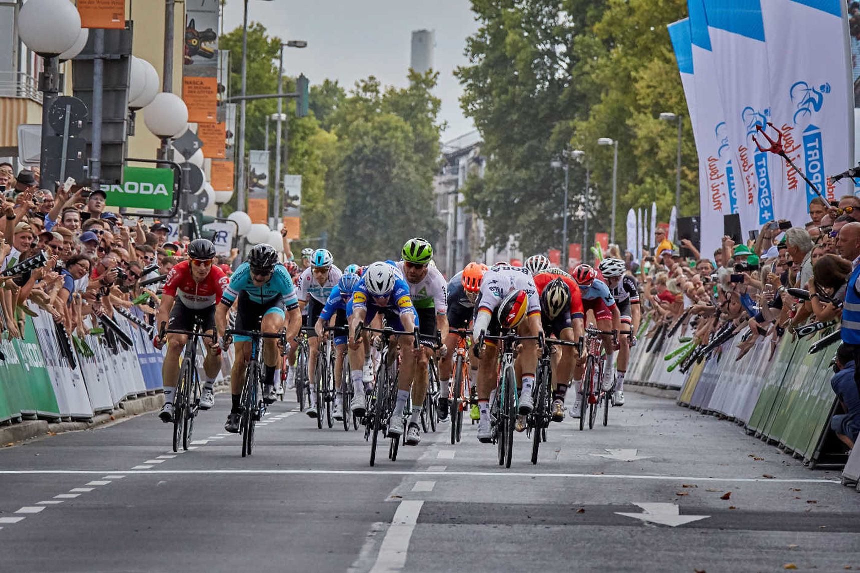 Alvaro Hodeg vince la prima tappa del Deutschland Tour