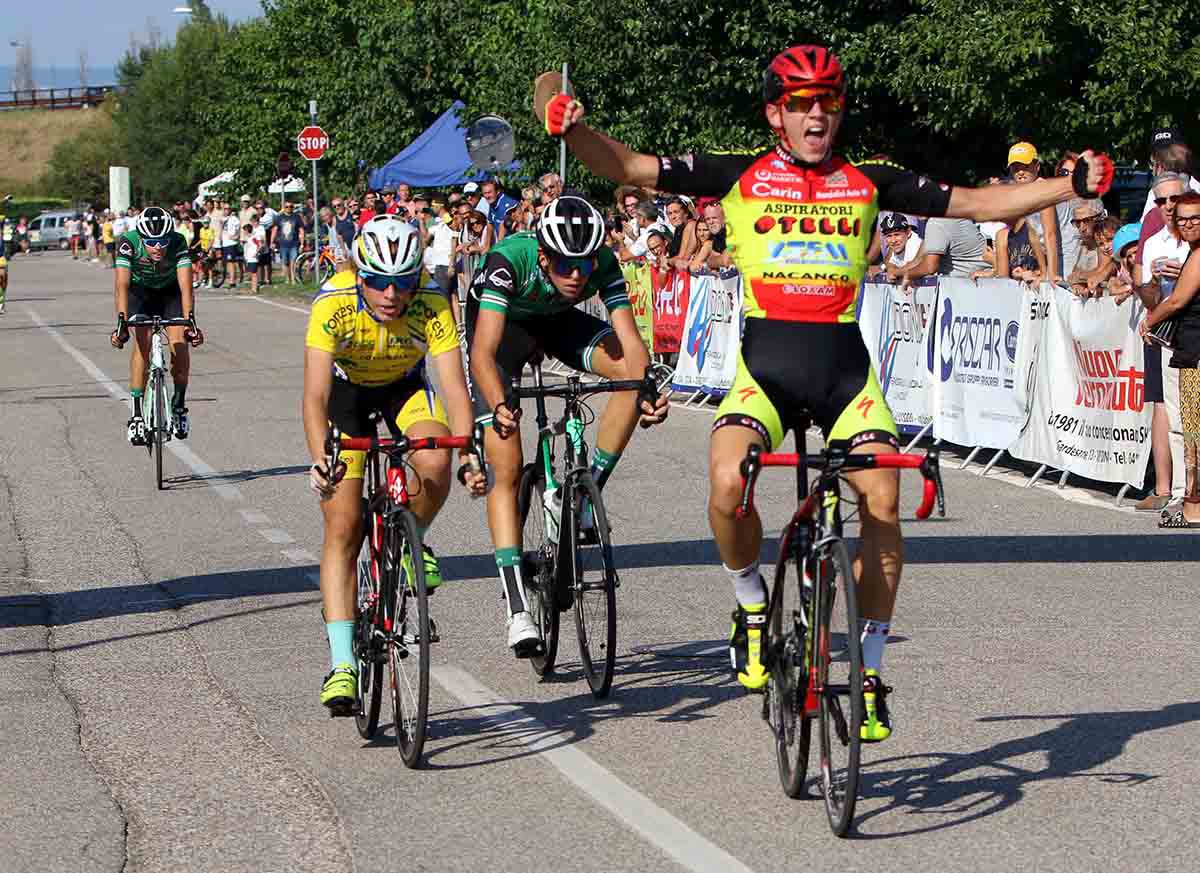Luca Rezzaghi vince la gara Esordienti di Dossobuono