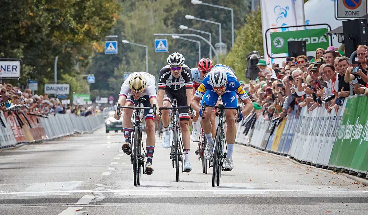 Max Schachmann  vince la seconda tappa del Deutschland Tour