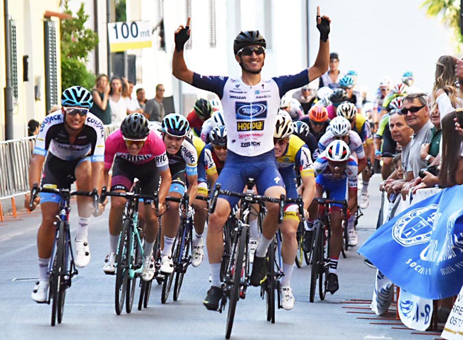 Yuri Colonna vince a Cerreto Guidi