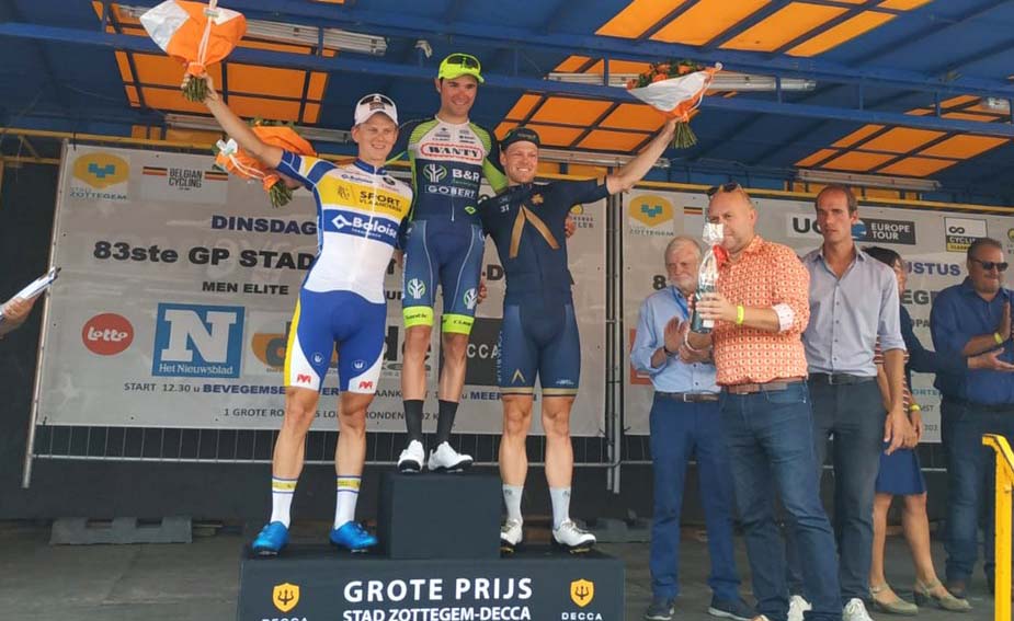 Il podio del Gp Stad Zottegem