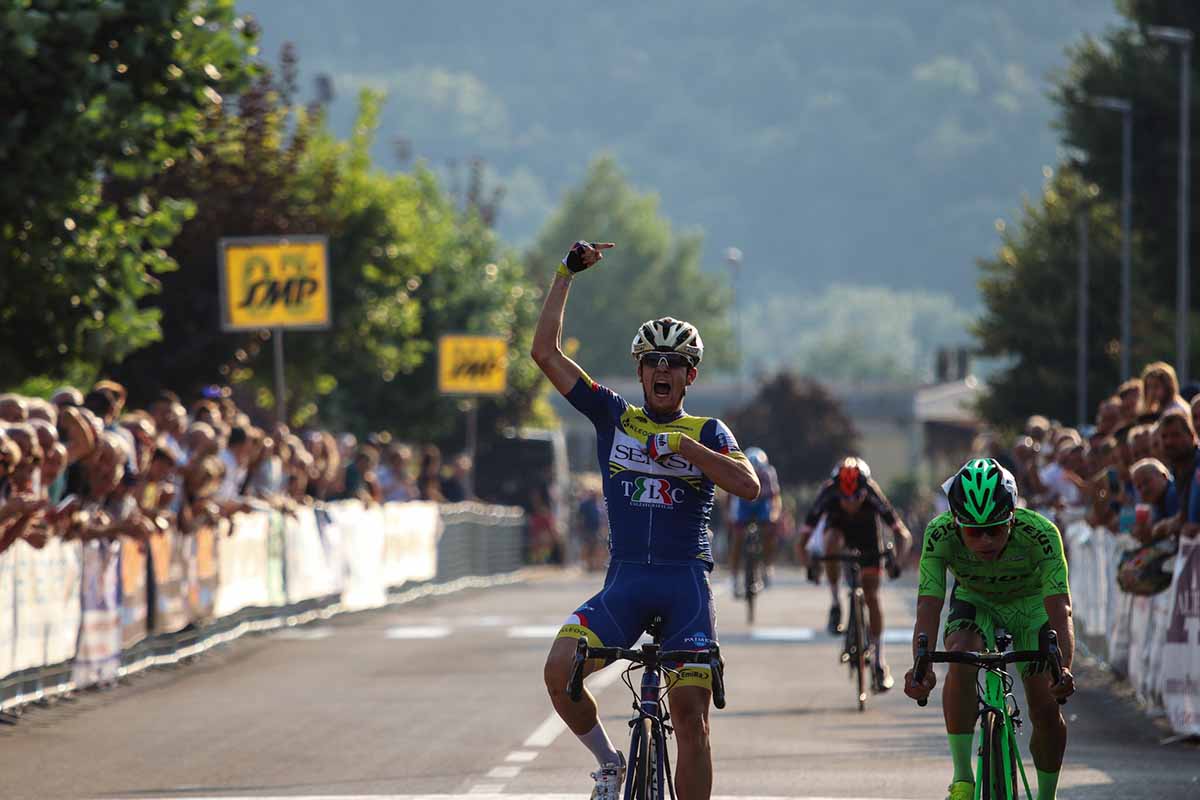 Michele Corradini vince il Giro del Casentino
