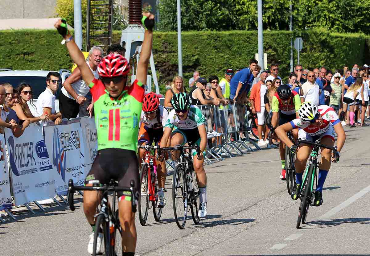 Alessia Patuelli vince a Dossobuono la gara Donne Allieve