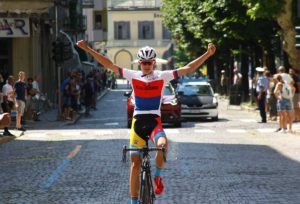 Mathias Vacek vince a Sondrio la seconda prova del Giro della Provincia di Como